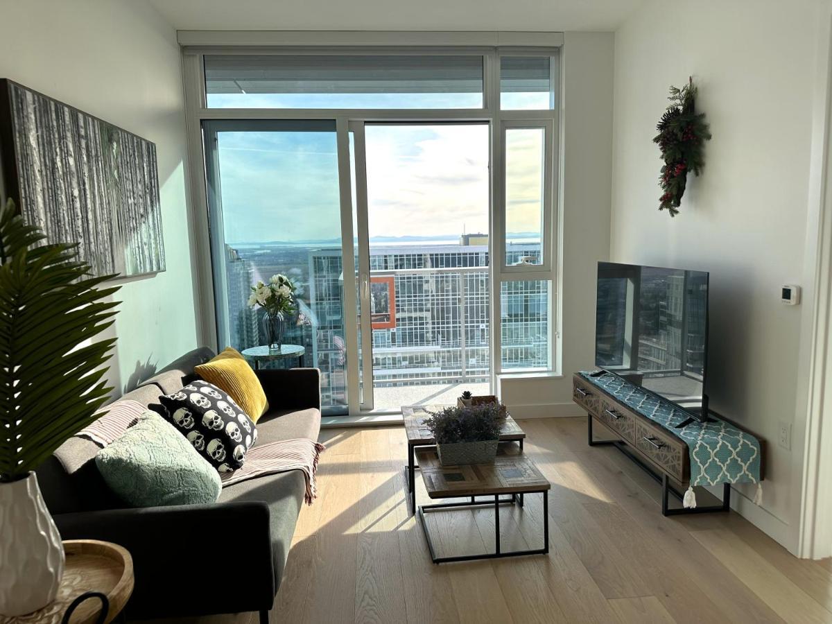 Metro Central Incredible Stylish & Cozy Burnaby Luaran gambar