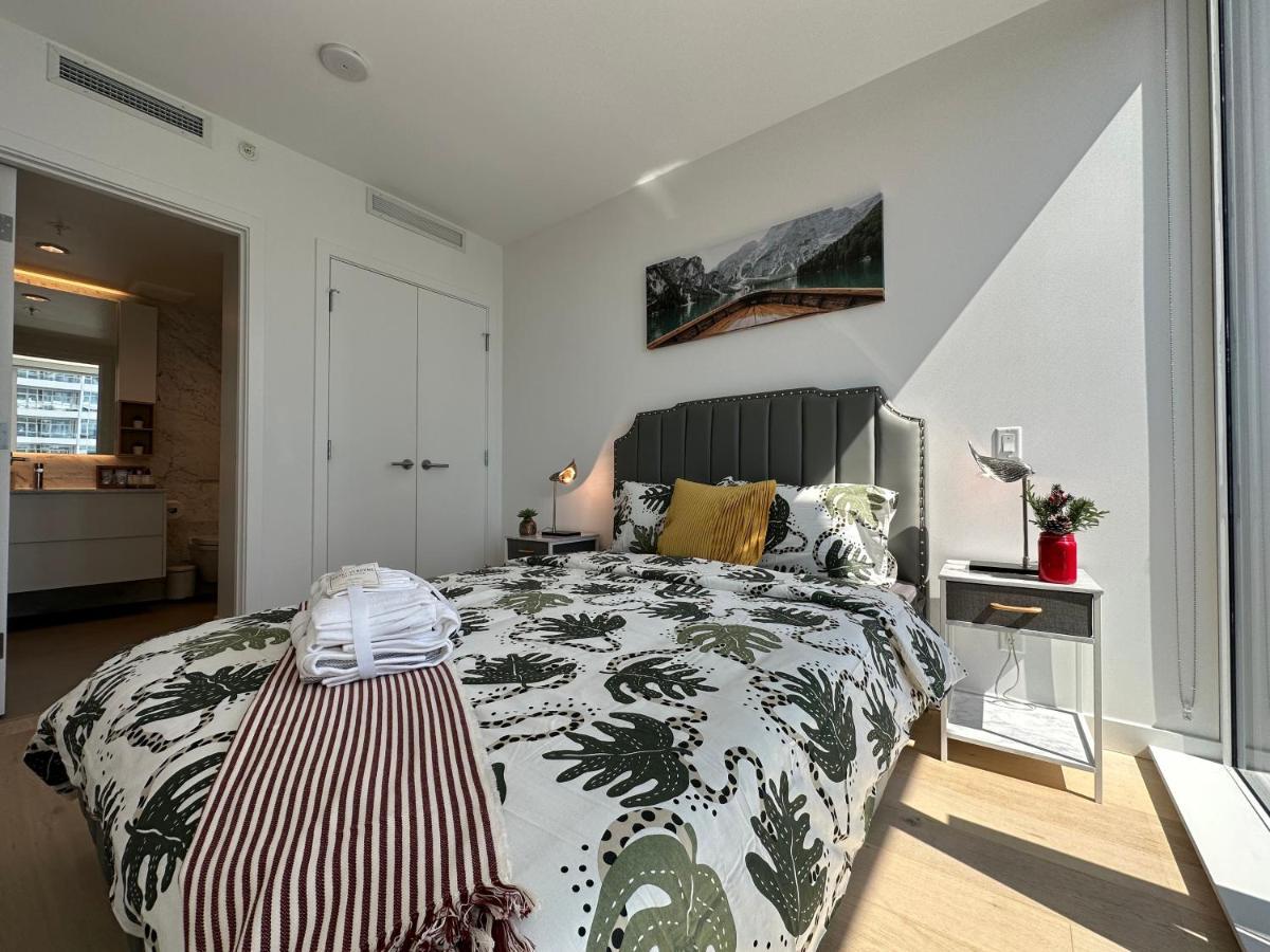 Metro Central Incredible Stylish & Cozy Burnaby Luaran gambar